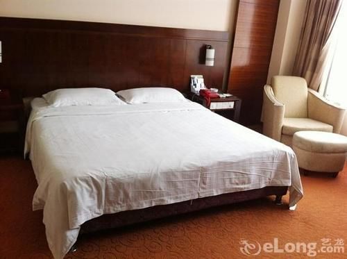 Jiujiang Futai 118 Hotel Rainbow Exteriér fotografie